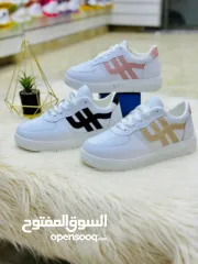  17 أحذية بسعر العرض