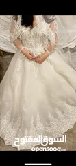 1 فستان زواج مع طرحه و عبايه