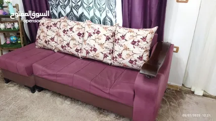  3 طقم كنب مستعمل  للبيع بحالة جيدة