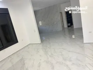 10 منزل مميز للبيع في الزرقاء  من المالك مباشرة
