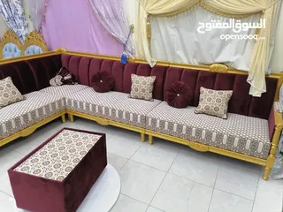  1 كلاسكيه جلسات و كنب  اشخاص المناسبين