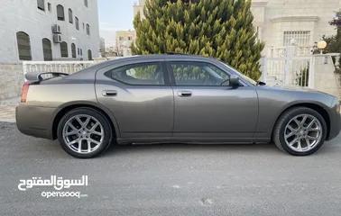  4 دودج تشارجر 2008 - لون برونزي مميز