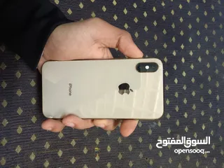  1 ايفون xs زيرو مفيهوش خربوش