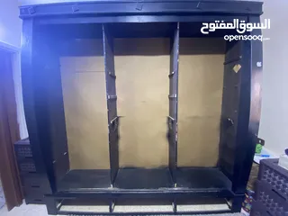  8 خزانه خشب مستعمل نضيف للبيع