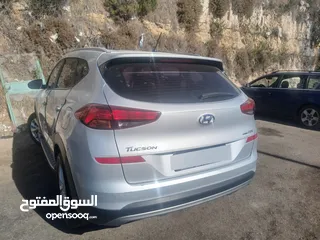  7 هيونداي توسان