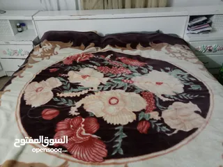  9 غرفة نوم للبيع السعر المطلوب 100د