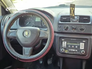  7 سكودا فابيا 2014