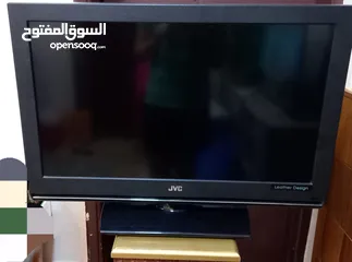  2 تلفاز   JVC مستعمل