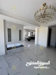  18 روف فاخر جديد لم يسكن تشطيبات عالية الجودة