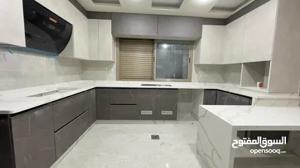  3 شقة جديدة للبيع طابق ارضي مدخل مستقل مع مطبخ راكب دوار صحارى