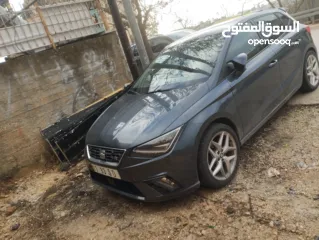  3 موديل 2019 ماطور 1000 سيات ابيزا اف ار فل إلى فتحة  عداد 86000 جير عادي  رقم مميز