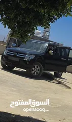  1 متسوبيشي باجيرو 2008