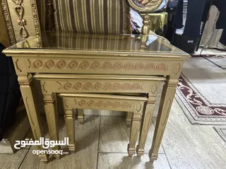  8 طاولة سفره مع لوح سكريت و 10كراسي مع بيرو ومع  وكومادينا  طقم مغربي مع طاولتين وسط خشب زان حفر