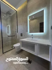  4 فرصة مميزة  أرضي مع حديقة وكراج – مساحات داخلية وخارجية واسعة.