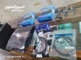  1 بلايــــــستيـــــشن 3 للبيـــع بحـال الوكـــــــــاله استعمال بسيط  + 3 يدات بالكرتونه ............