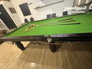  6 طاولة بلياردو