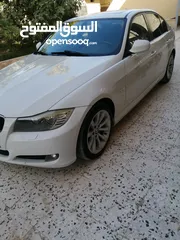  1 BMW 328i 2011 للبيع