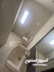  8 شقة  سكنية