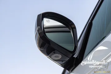  27 Range Rover Vogue Hse 2020 Plug in hybrid Black Edition   السيارة وارد امريكا