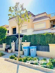  11 اس فيلا s villa للبيع  علي طريق السويس سور في سور مع مدينتي