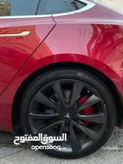  6 تيسلا 2020 بيرفورمنس Dual Motor اعلى موديل فحص كامل B+ لون خمري مميز استعمال شخصي