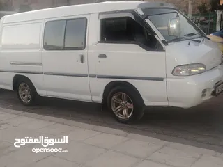  6 باص هونداي H100 فان 2001