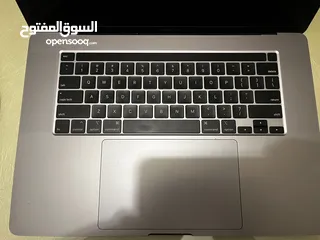  4 Apple MacBook Pro 2019 Intel Core i7 16 inch