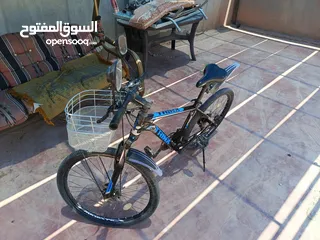  2 بسكليت ترينيكس بحال الوكالة 26 للبيع او البدل على دجاج