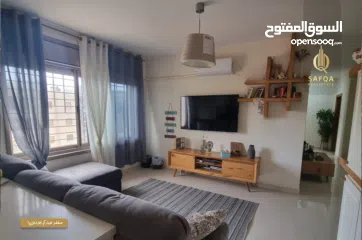  17 شقة للبيع بموقع مميز قريب لوسط البلد  مع اطلالة