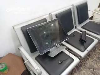  4 شاشه اتش بي 20.7 بوصة بحالة الوكالة مع كاميرا بسعر حرق