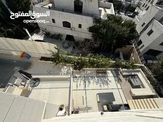  15 فيلا مميزة شبه قصر في اجمل مواقع عبدون بالقرب من السفارة الاميركية