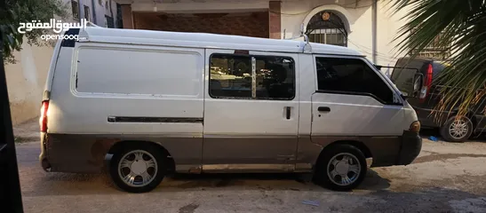  14 باص H100 موديل 2000 نضيف للبيع