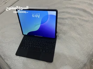  2 IPAD PRO 6 256 M2 13 inch بحالة الجديد