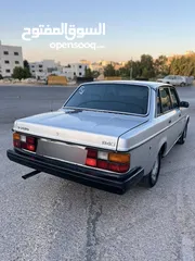  3 فولفو 240 بحالة جيدة