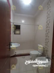  16 شقة سوبر ديلوكس - ام السماق - 4نوم ماستر - 250م - بلكونتين بإطلالــــه مميزة - قرب الخدمات العامة