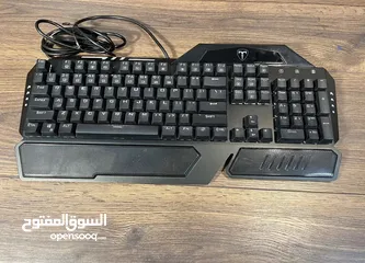 5 Keyboard and mouse gaming brand very good condition
