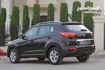  17 هيونداي كاريتا موديل 2017 فحص كامل صيانه الوكاله لحد الان قاطعه مسافه 80 الف كم تماتيك لون اسود