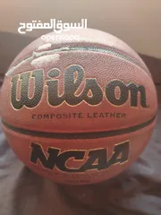  2 كرة سلة Wilson أصلية مستعملة