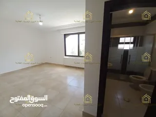  16 شقة فارغة للايجار في خلدا 200 متر