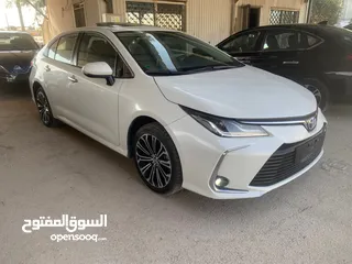  3 للبيع تويوتا كورولا 2020 اعلى صنف بسعر 17950 دينار