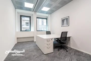  7 Private office space for 2 persons in Muscat, Al Fardan Heights