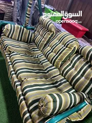  2 مرجوحة بحالة الوكالة