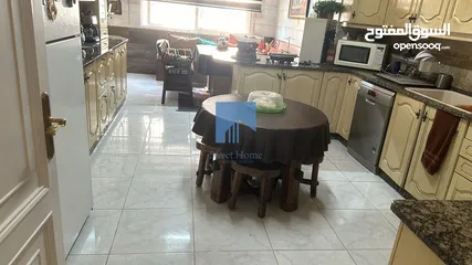  18 شقة طابقية فاخرة للبيع في دير غبار - خلف ال Olive Tree طابق اول 315م تشطيب سوبر ديلوكس
