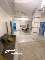  2 فــيلا أرضية للبيع الحشان سوق الجمعة