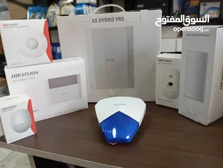  3 مخزن بمساحة 170 متر مع ارتفاع 5 متر ويوجد سده كبيره وكهرباء 3 فاز ومياه يصلح لكافة الاشغال والاعمال