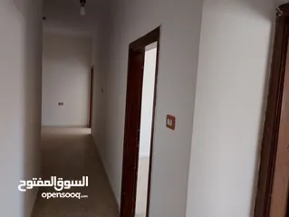  5 شقة للايجار في الهاشمي الشمالي