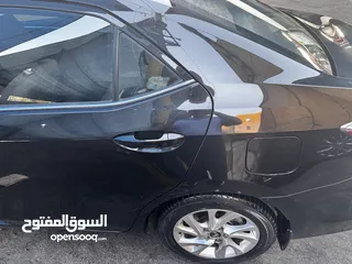  3 تويوتا كورولا 2018 بنزين وارد الوكالة لون اسود مالك واحد قطعت 145 الف كم