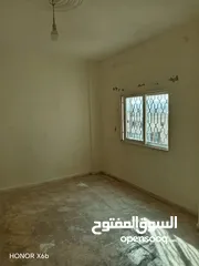  7 شقه للبيع 125م