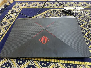  10 Hp OMEN  bang & olufsen  core i7