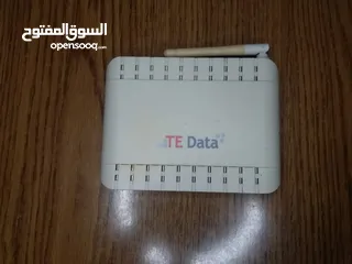 5 جهاز رواتر نت من شركة تي داتا ( TE Data ) و معاه جميع وصلاته